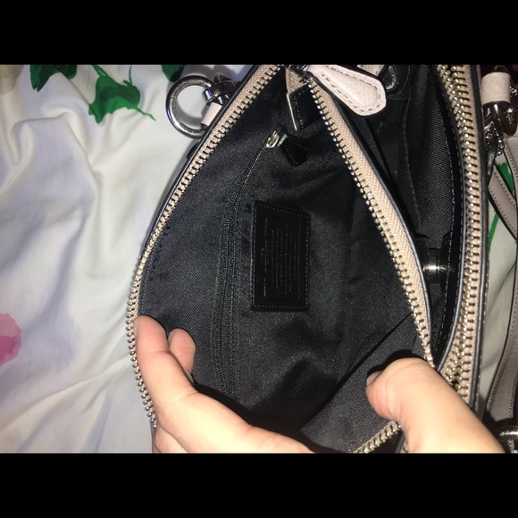 Coach purse - Picture 6 of 7